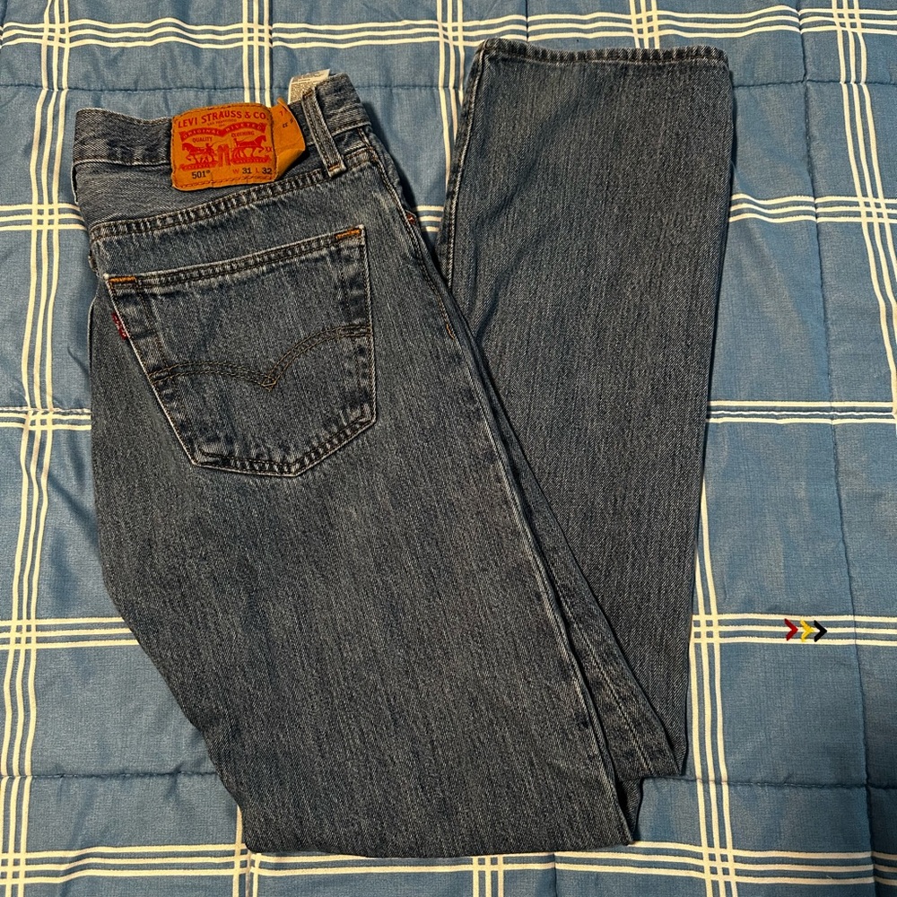 Levi’s 501 Original Fit Jeans – Size 31x32 – Classic Blue
